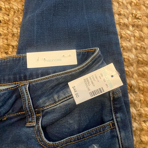 Maurices - Picture 3 of 5